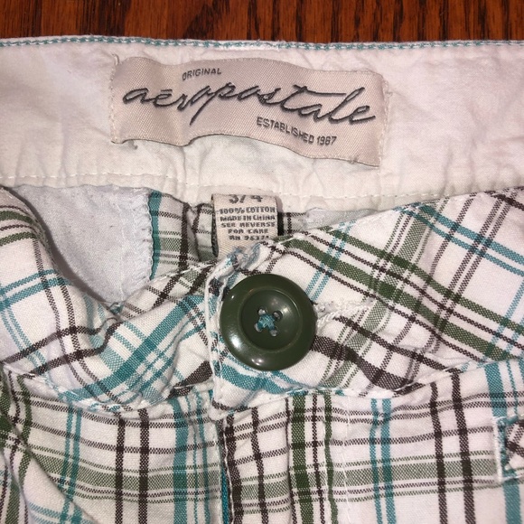 AEROPOSTALE SIZE 3/4 MULTICOLORED PLAID BERMUDA SHORTS SIDE SPLIT HEMS POCKETS - Picture 2 of 5